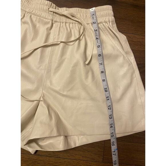 EUC Good American Better Than Leather Drawstring shorts sz: M - Picture 16 of 16